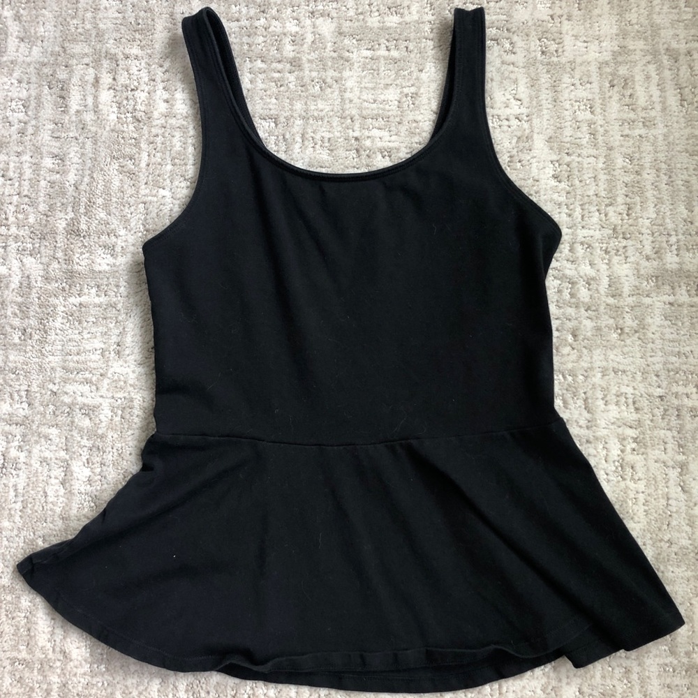 EXPRESS TOP
SIZE: small
